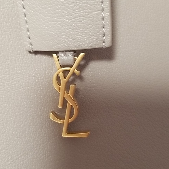 Saint Laurent East West Calfskin Tote - Picture 9 of 13